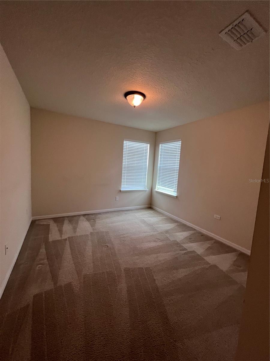 Image 35 of 43 For 1310 Oakcrest Court