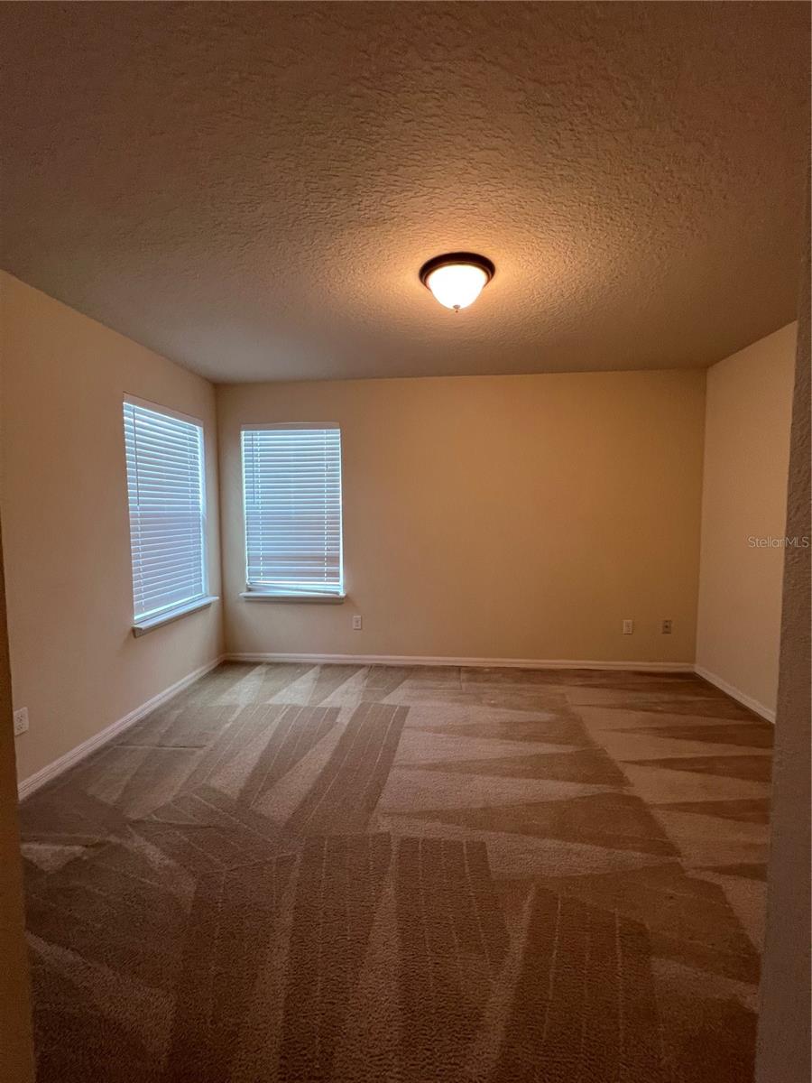 Image 37 of 43 For 1310 Oakcrest Court