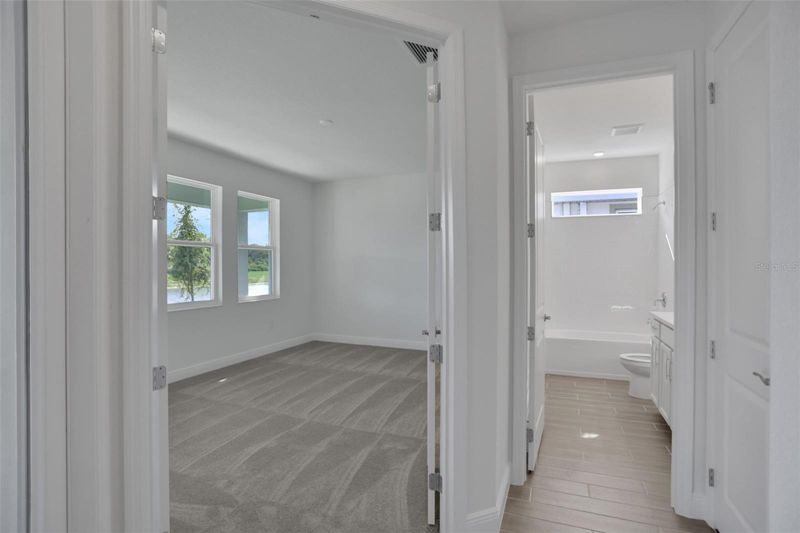 Image 34 of 42 For 7433 Sea Manatee Street
