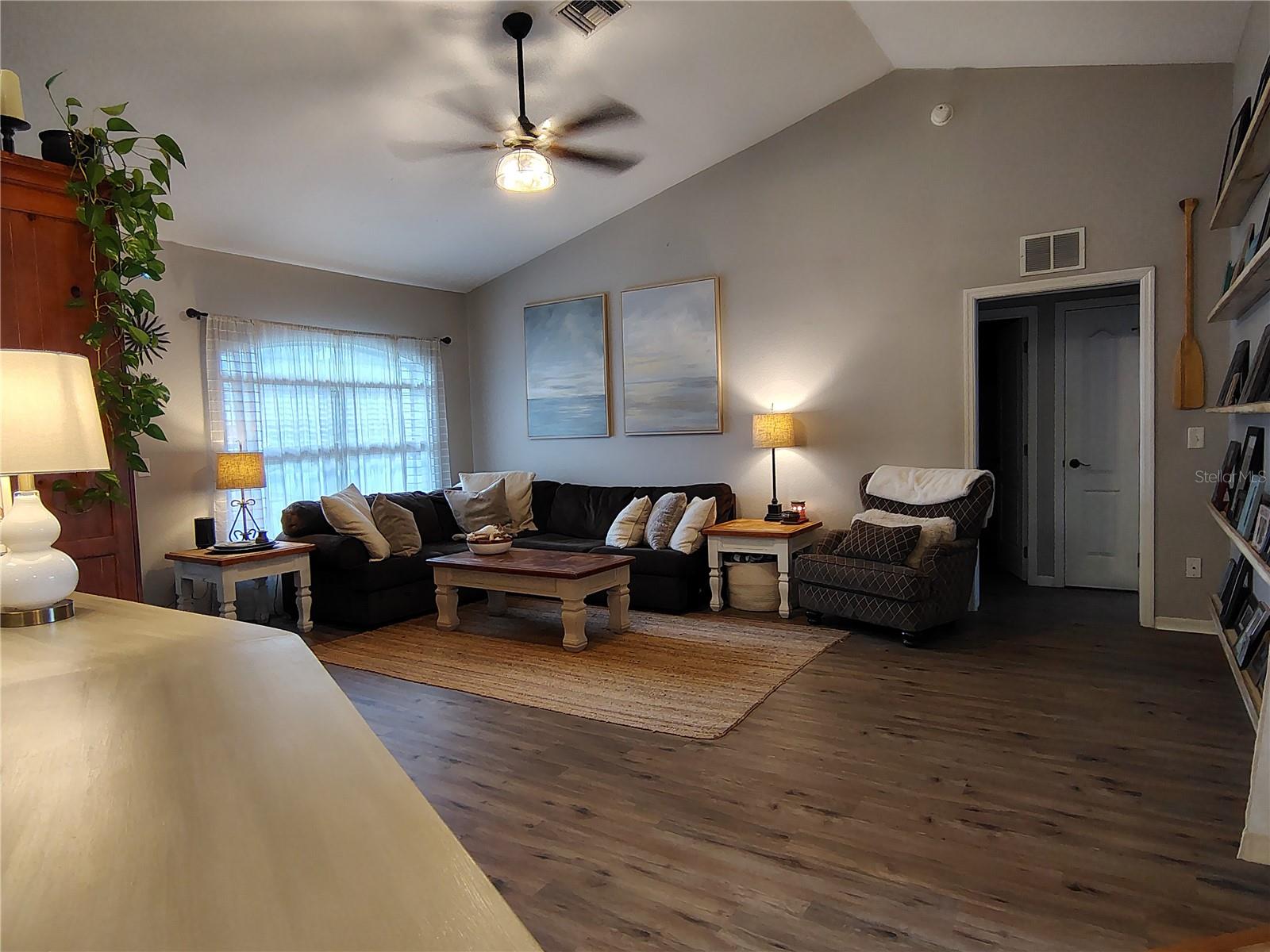 Image 6 of 32 For 1022 Cr 463b
