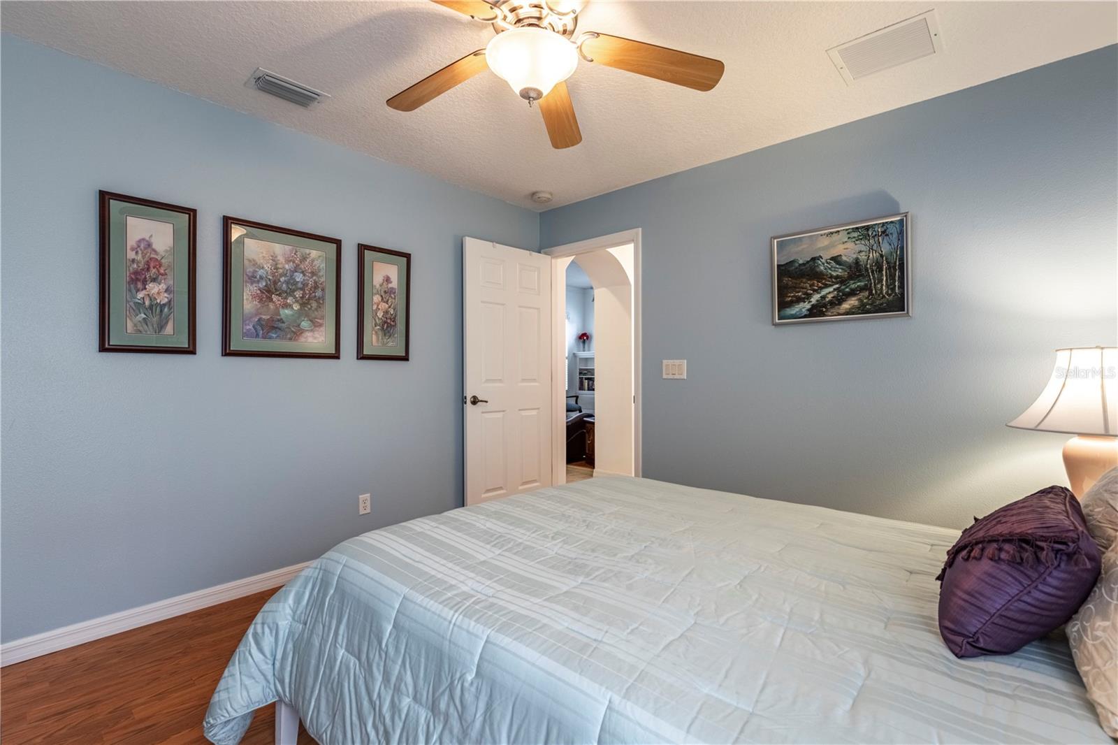 Image 34 of 79 For 5401 Water Lily Court