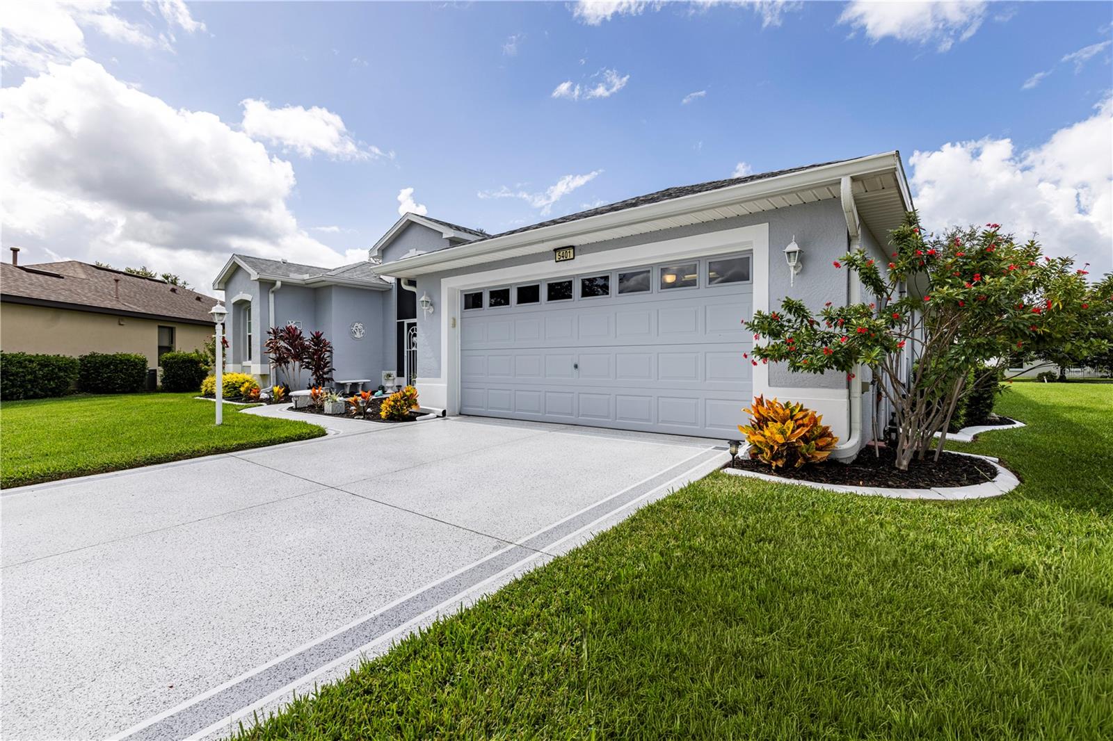 Image 4 of 79 For 5401 Water Lily Court