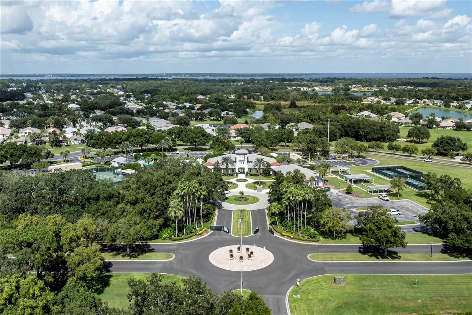 Image 61 of 79 For 5401 Water Lily Court