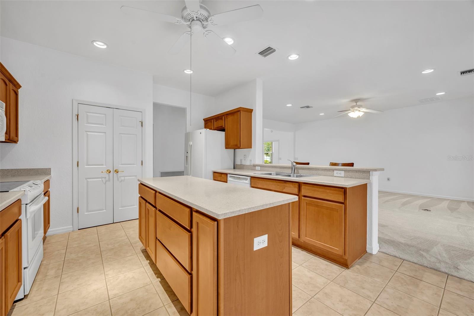 Image 16 of 43 For 12176 91st Avenue