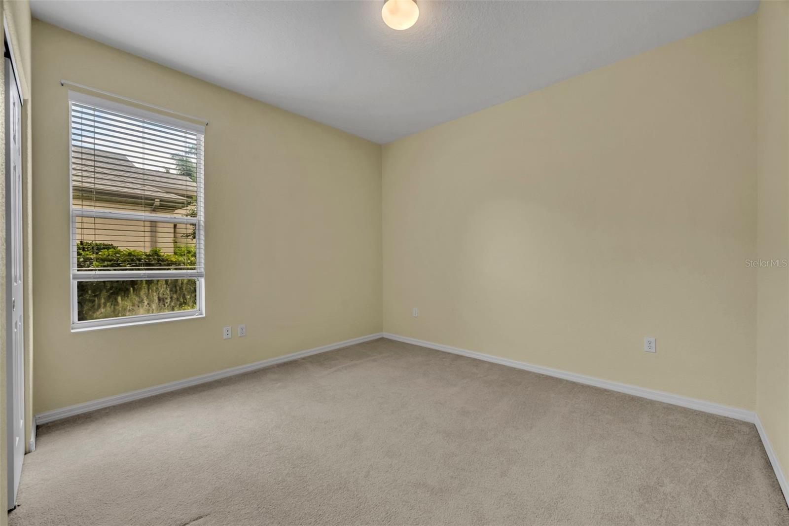 Image 25 of 43 For 12176 91st Avenue