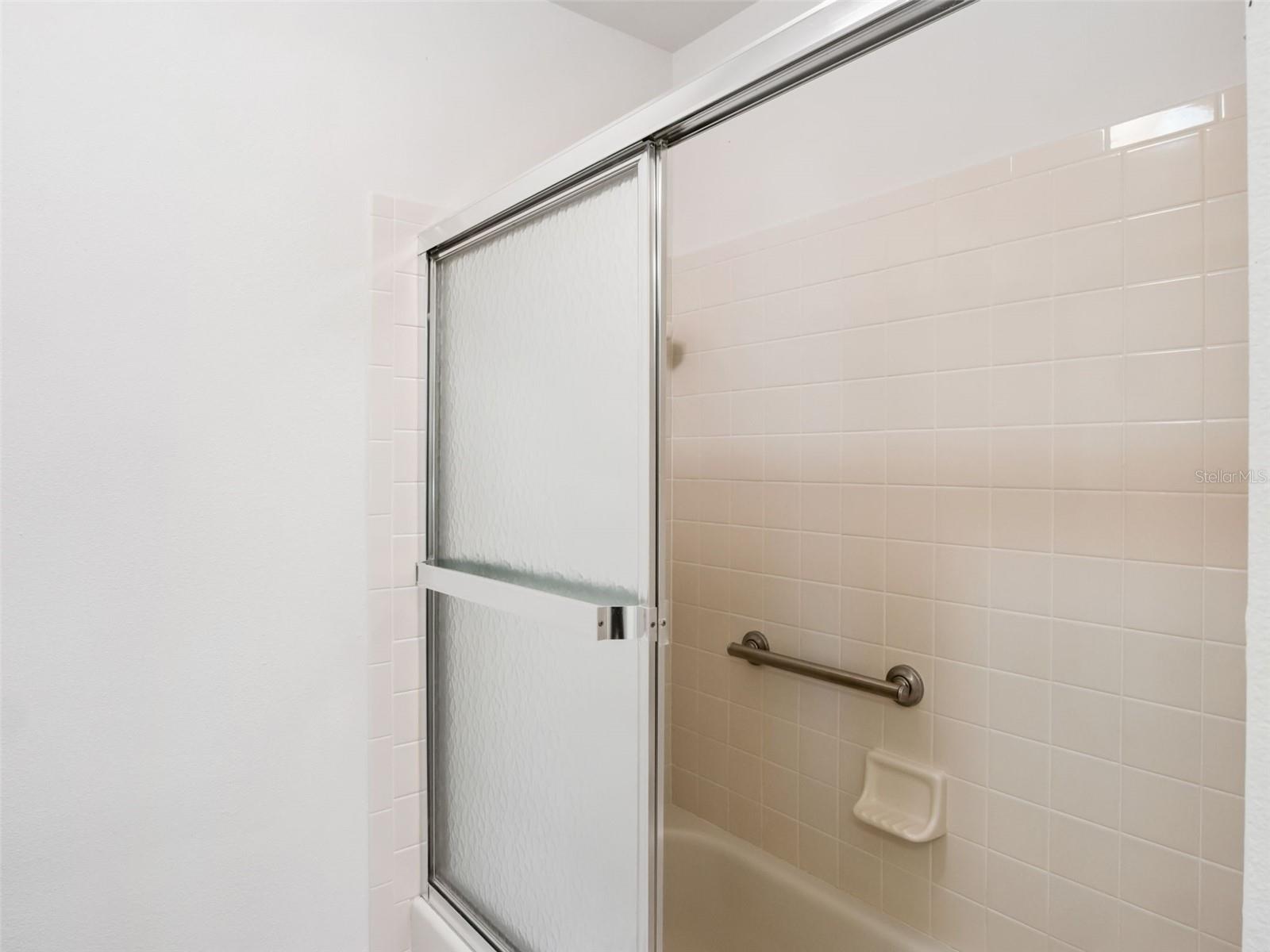 Image 18 of 77 For 5616 Laver Street