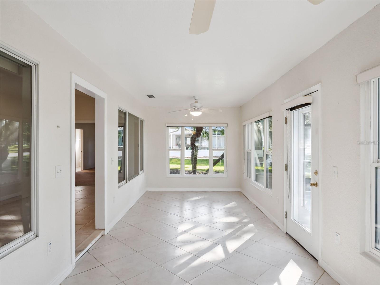 Image 21 of 77 For 5616 Laver Street