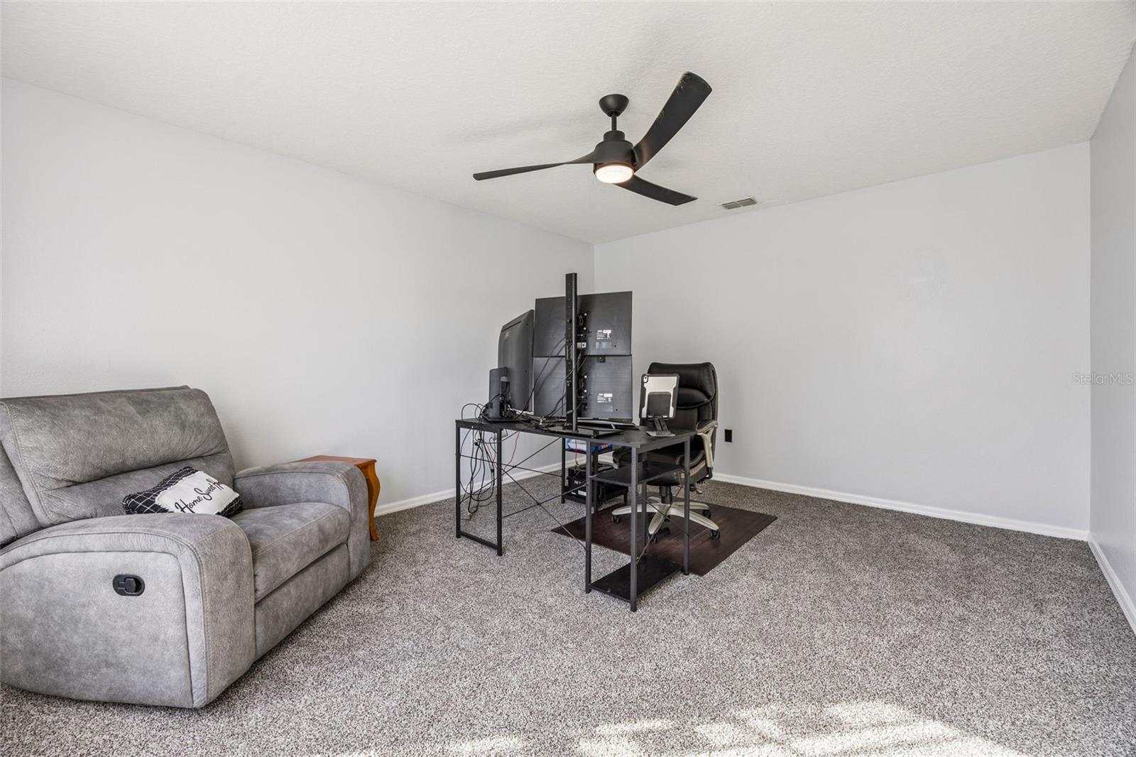 Image 13 of 43 For 15563 Merlin Avenue