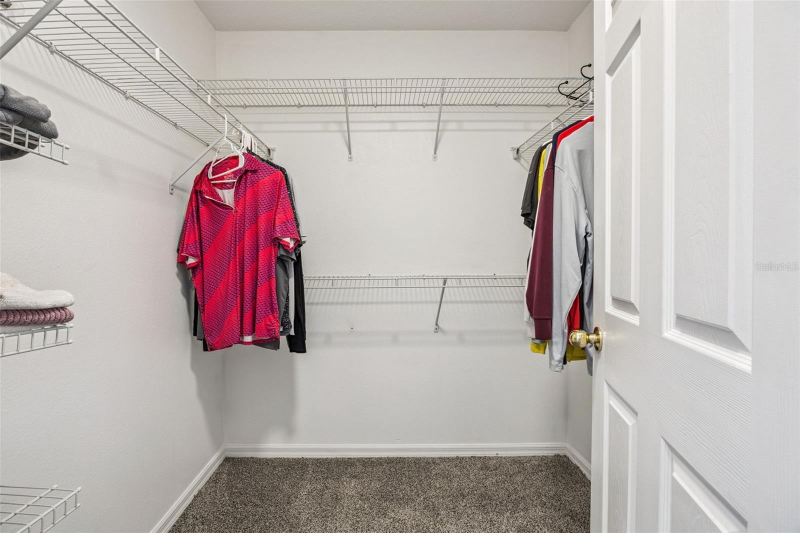 Image 19 of 43 For 15563 Merlin Avenue