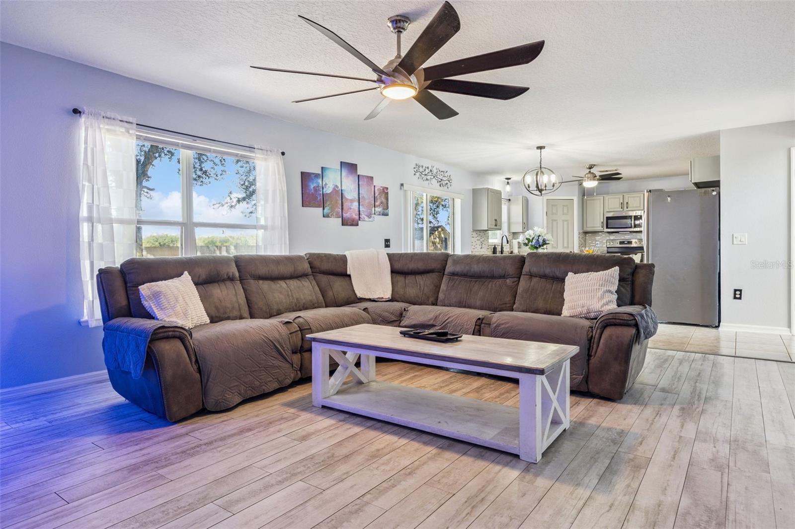 Image 2 of 43 For 15563 Merlin Avenue