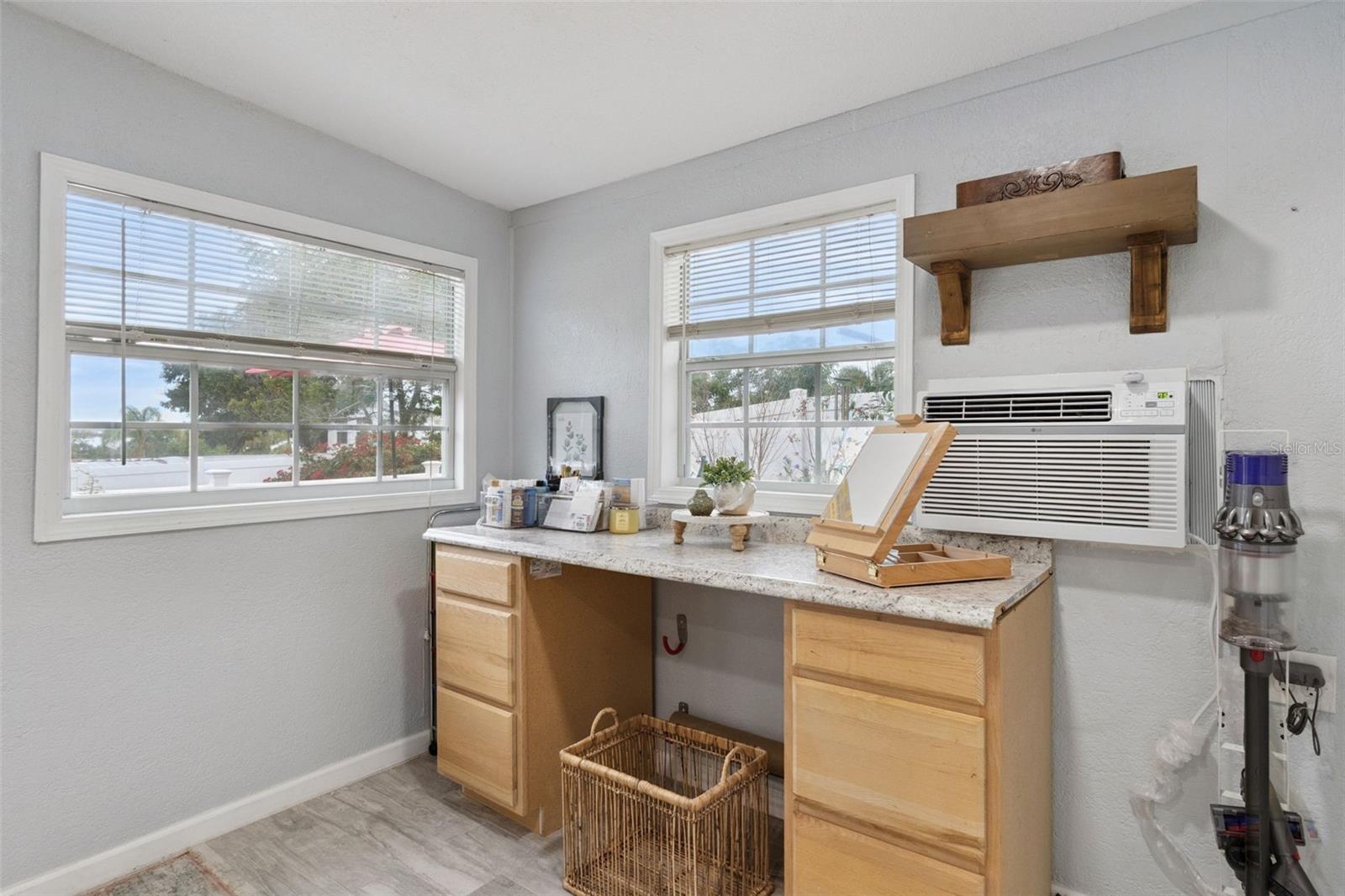 Image 24 of 41 For 268 2nd Street