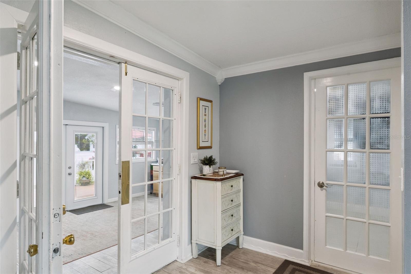 Image 27 of 41 For 268 2nd Street