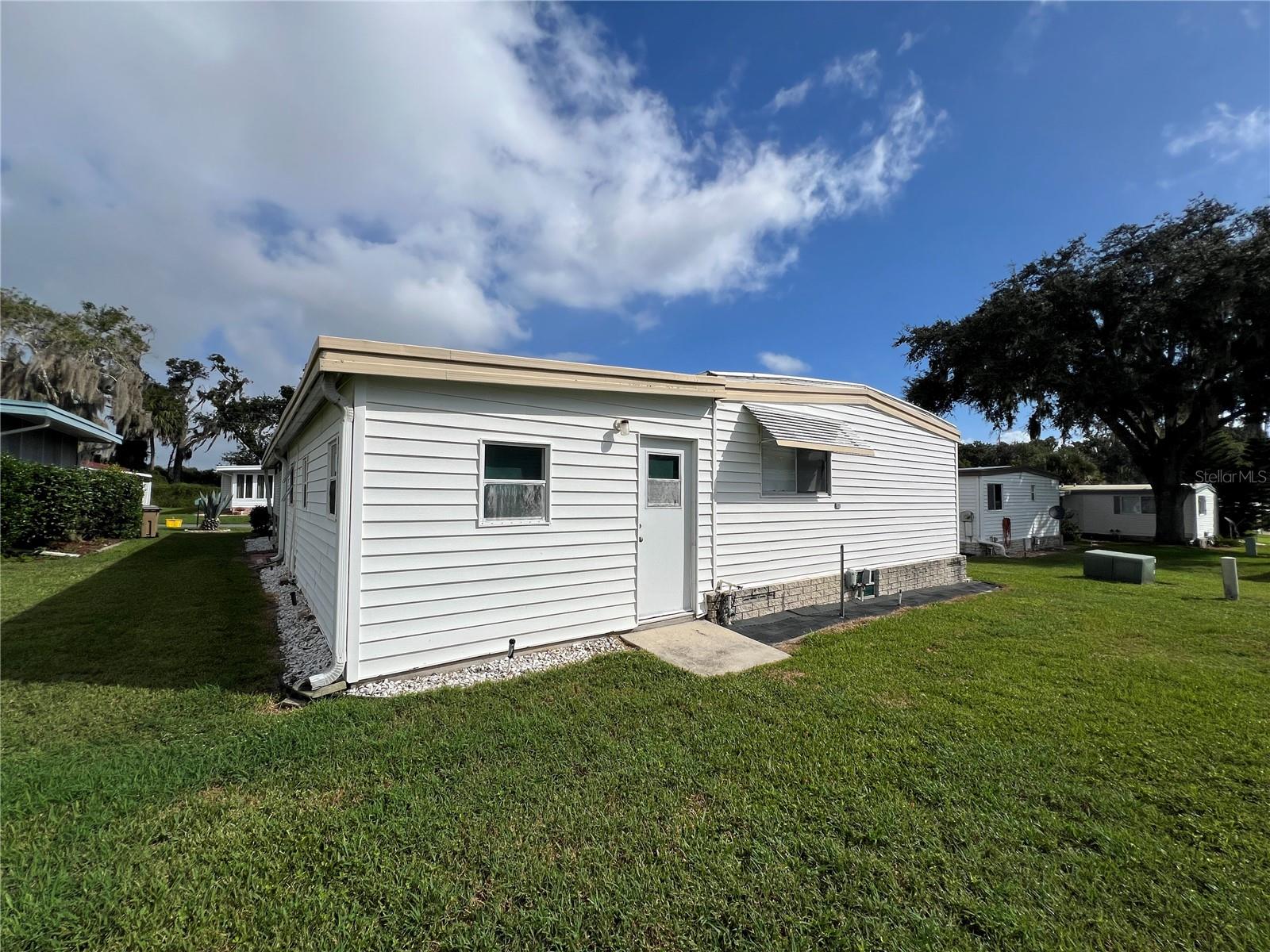 Image 13 of 79 For 107 Willow Lane