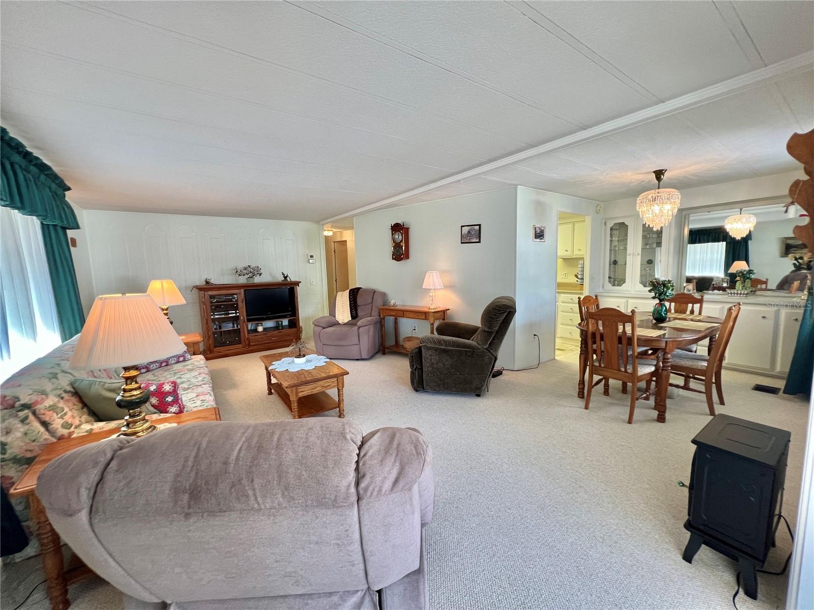 Image 31 of 79 For 107 Willow Lane