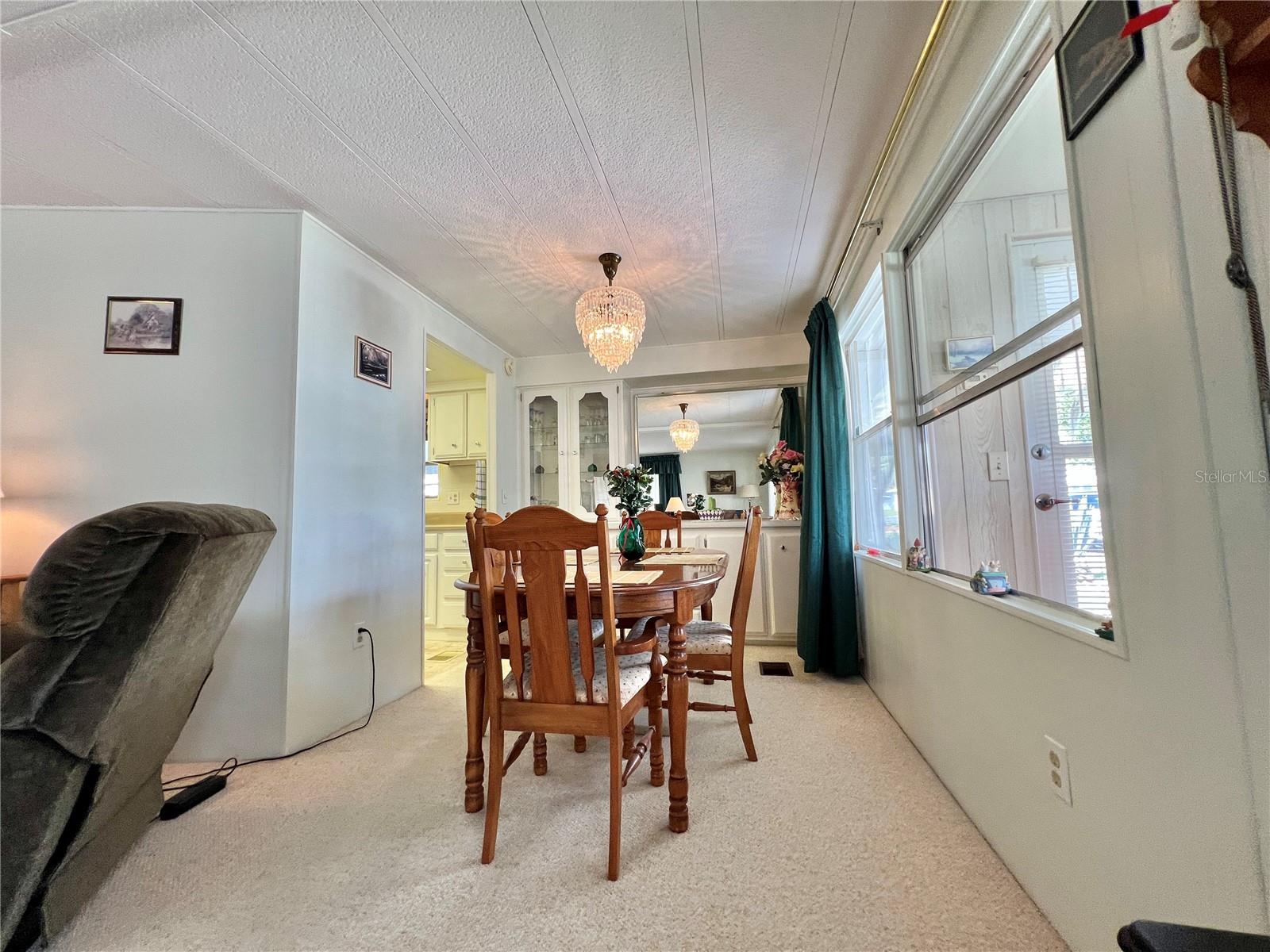 Image 34 of 79 For 107 Willow Lane