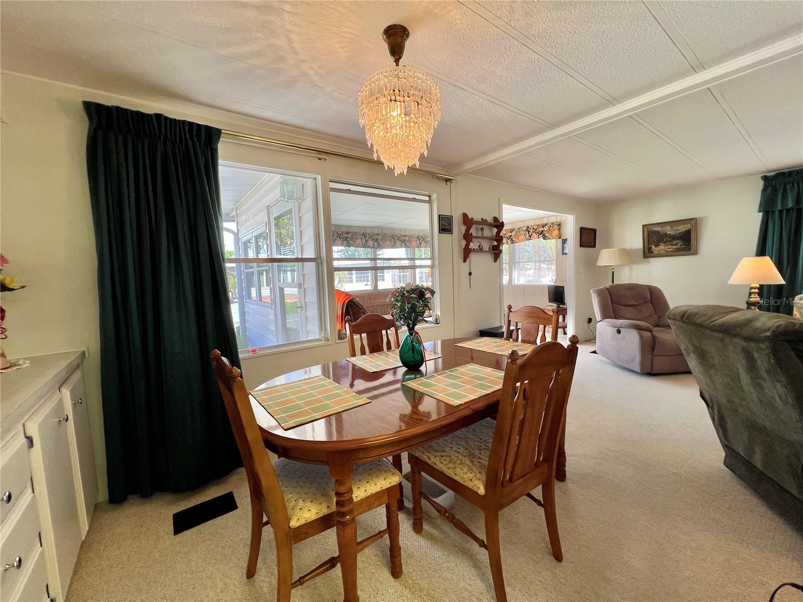 Image 4 of 79 For 107 Willow Lane