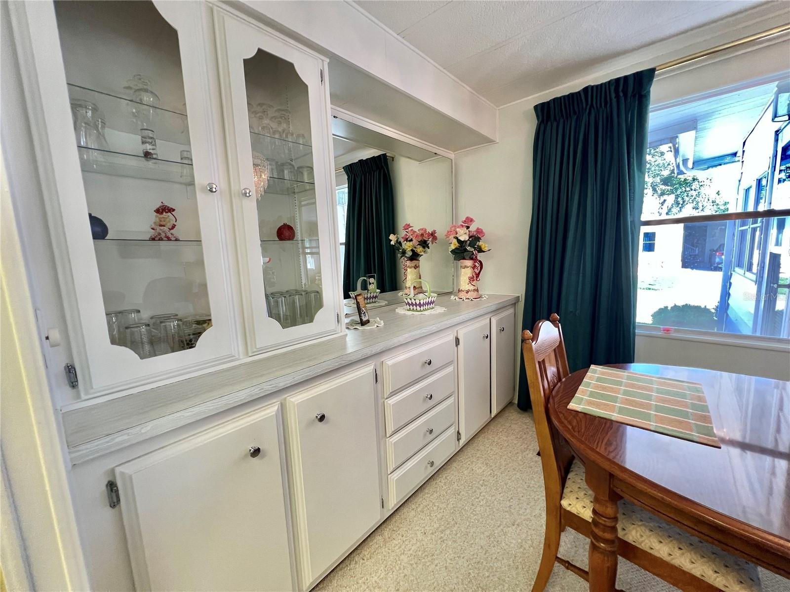 Image 40 of 79 For 107 Willow Lane