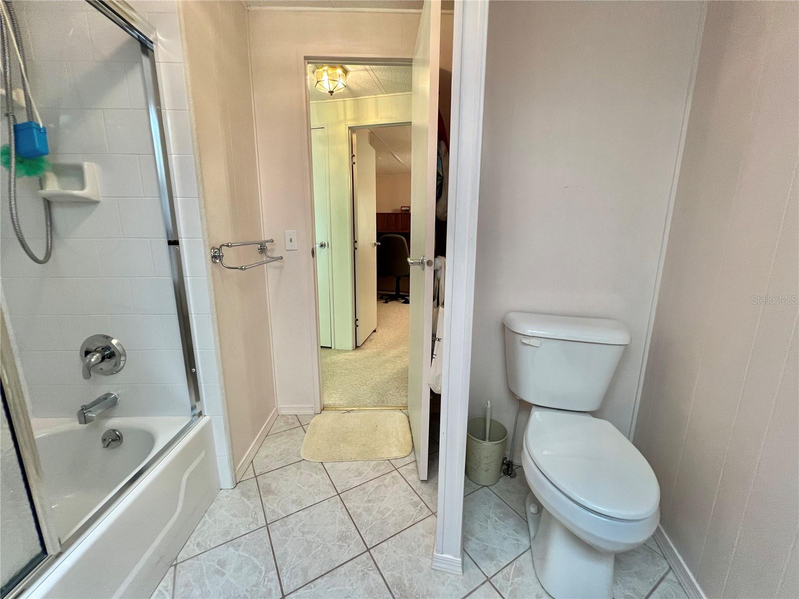 Image 69 of 79 For 107 Willow Lane