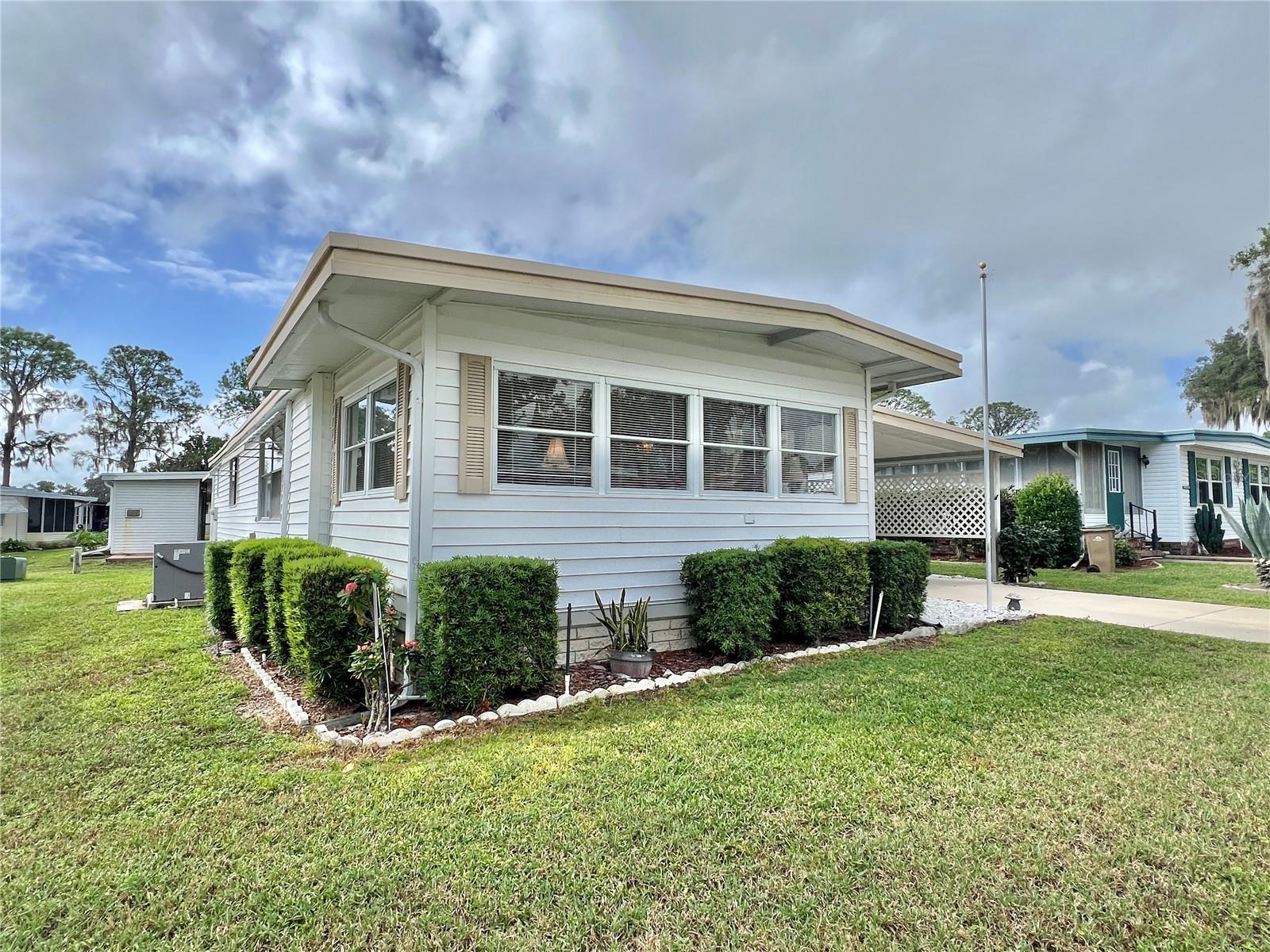 Image 8 of 79 For 107 Willow Lane