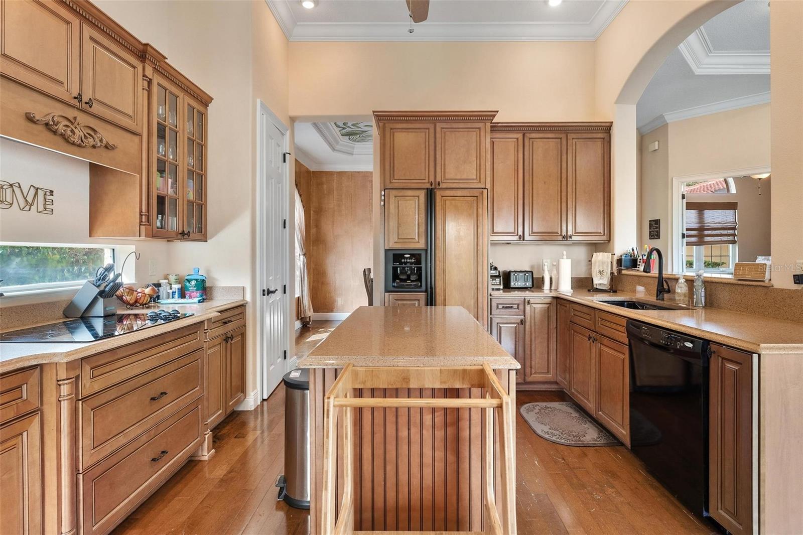 Image 10 of 47 For 38800 Harborwoods Place