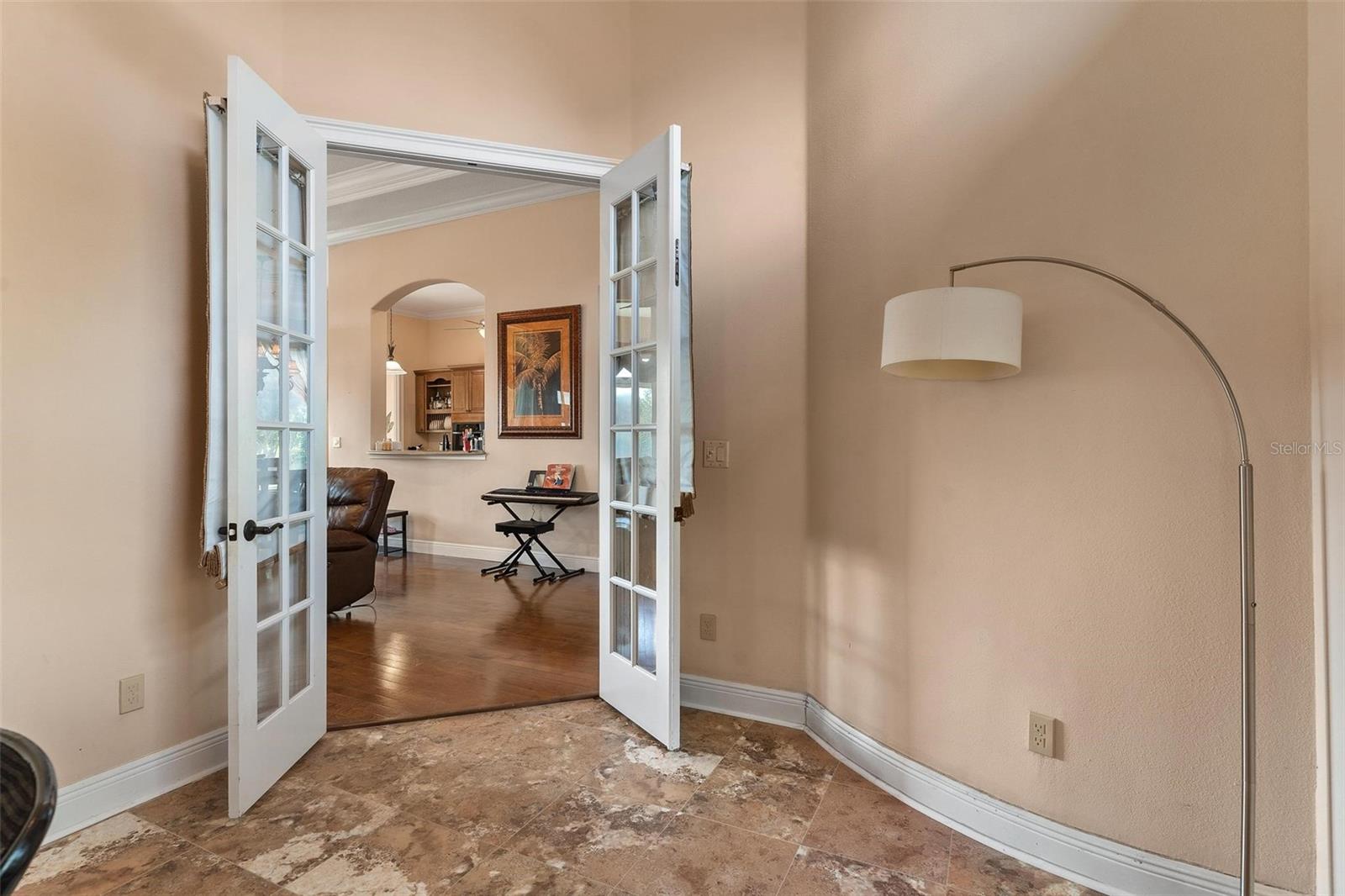 Image 19 of 47 For 38800 Harborwoods Place