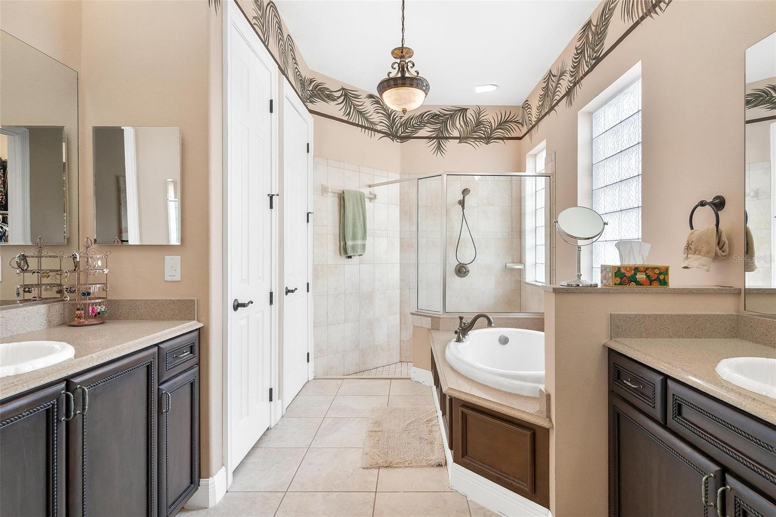 Image 22 of 47 For 38800 Harborwoods Place