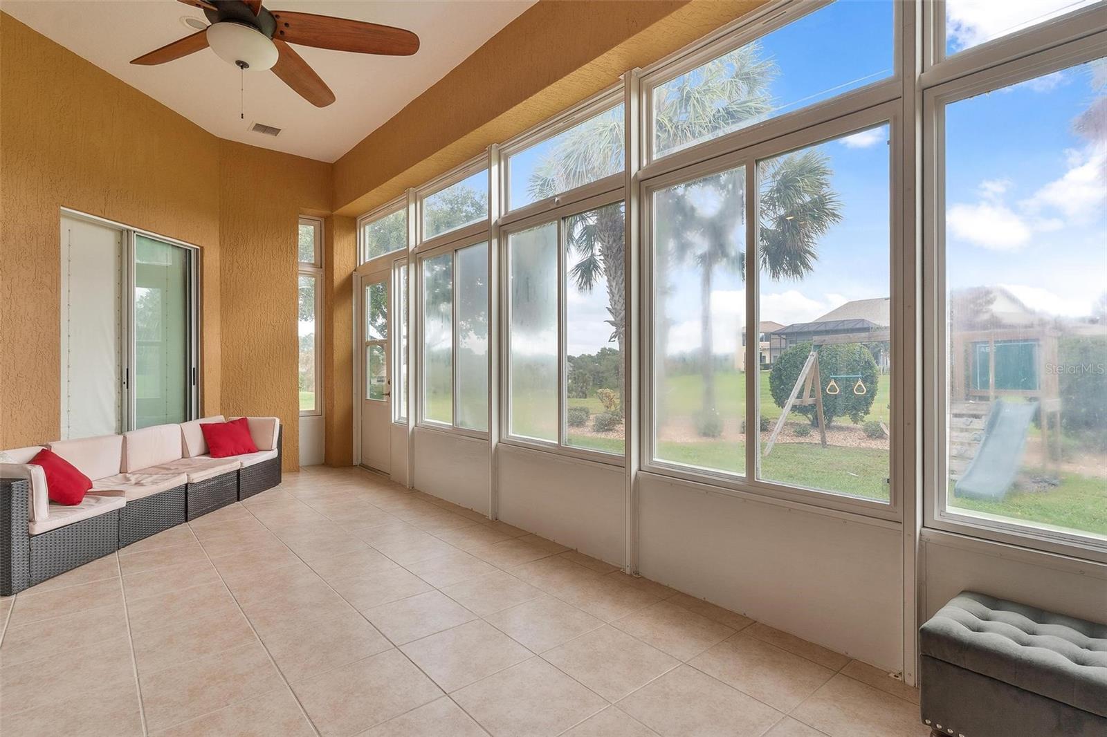 Image 33 of 47 For 38800 Harborwoods Place