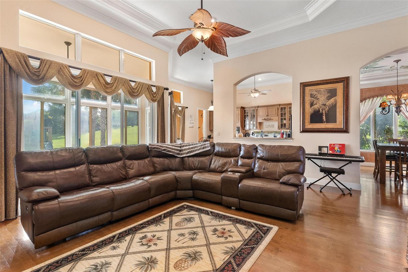 Image 9 of 47 For 38800 Harborwoods Place