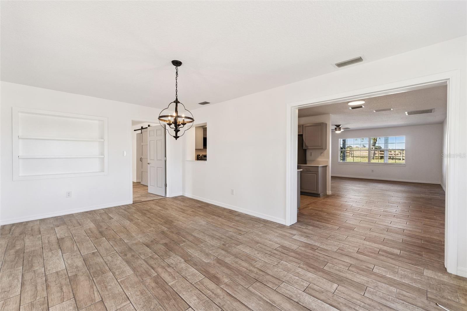 Image 12 of 72 For 4432 Marion County Road