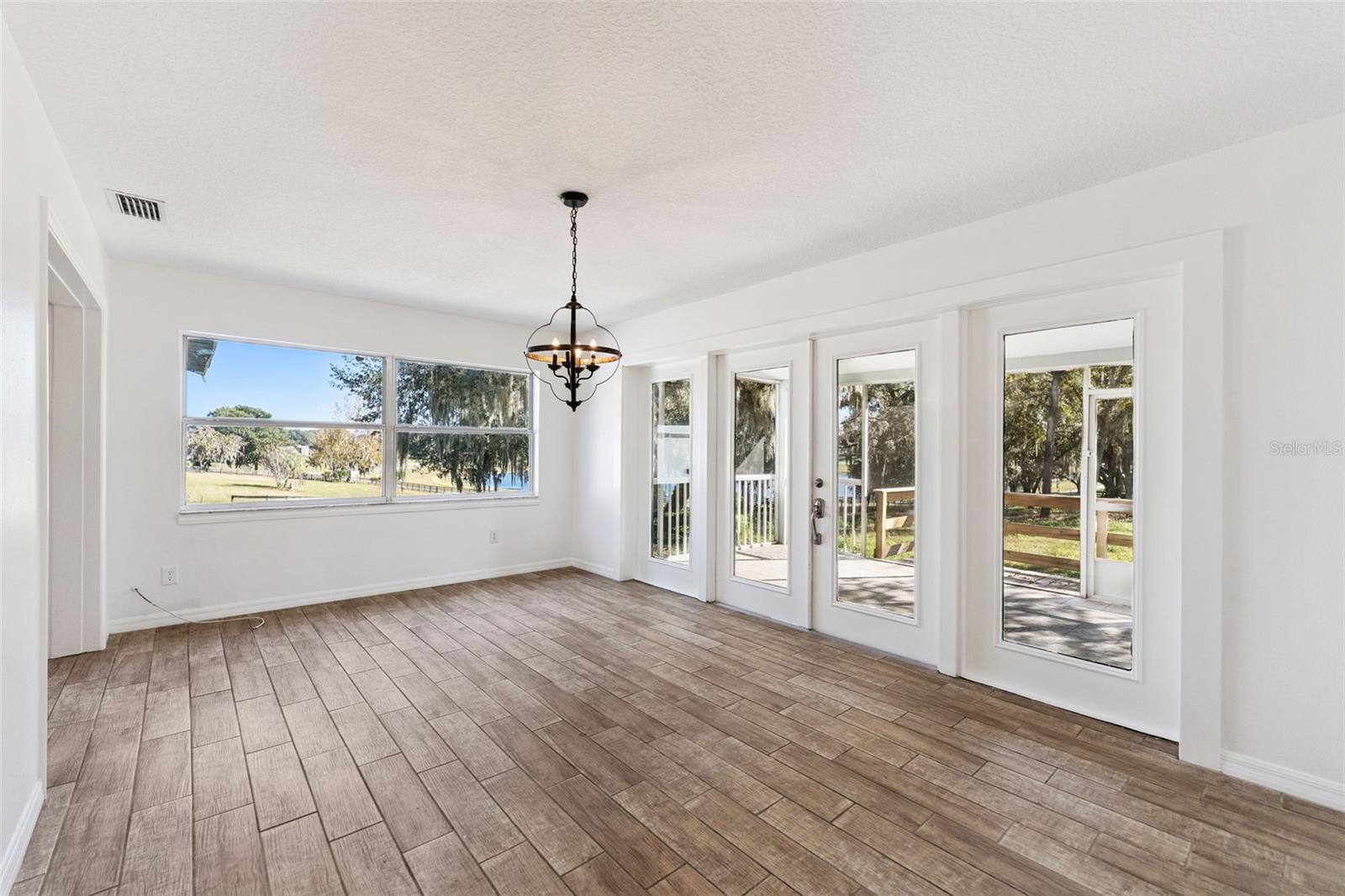 Image 13 of 72 For 4432 Marion County Road