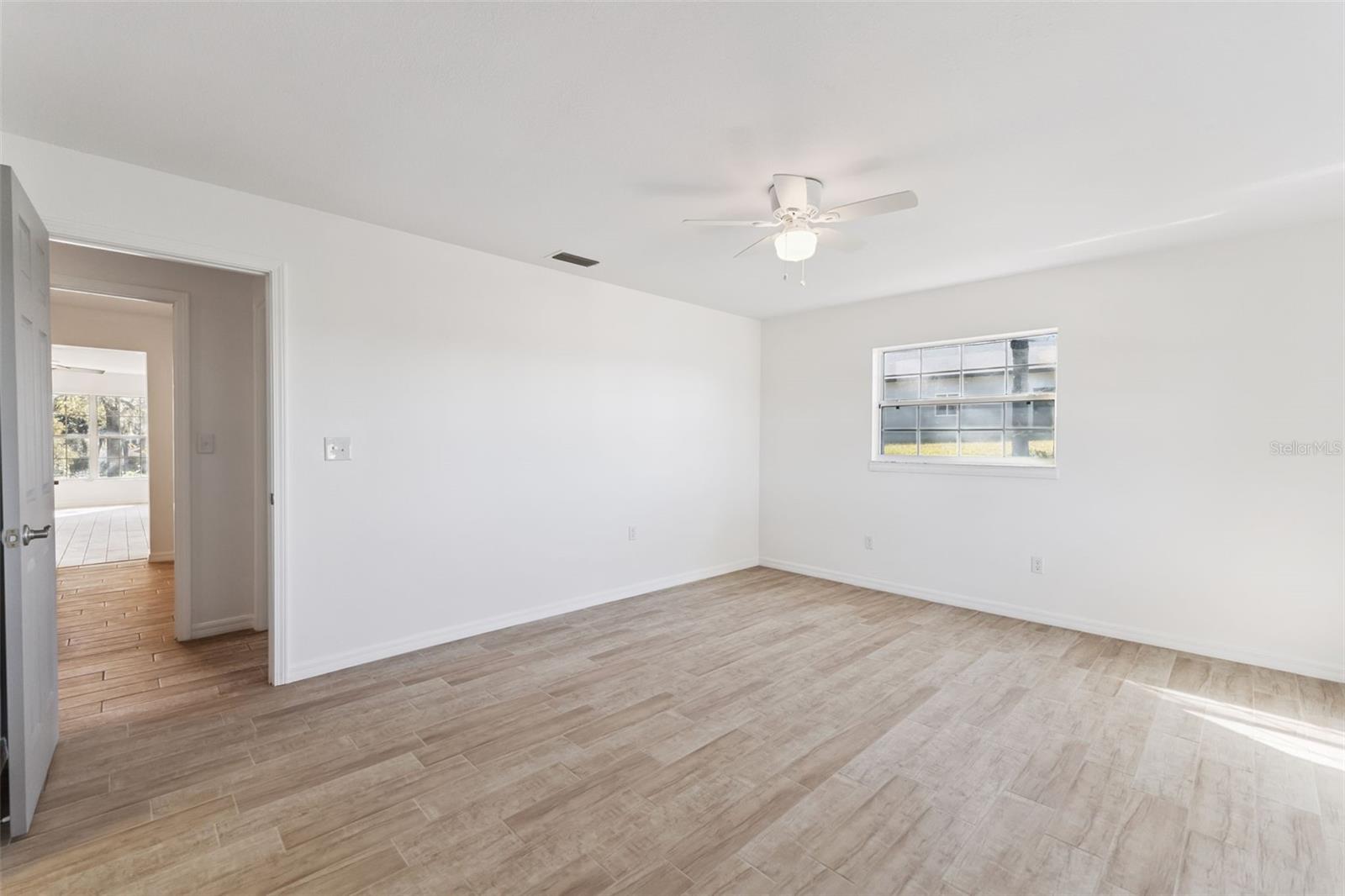 Image 23 of 72 For 4432 Marion County Road