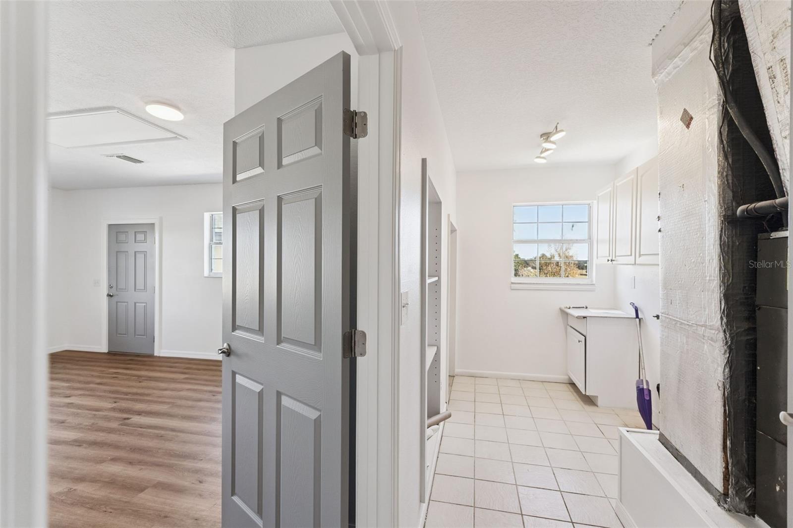 Image 29 of 72 For 4432 Marion County Road