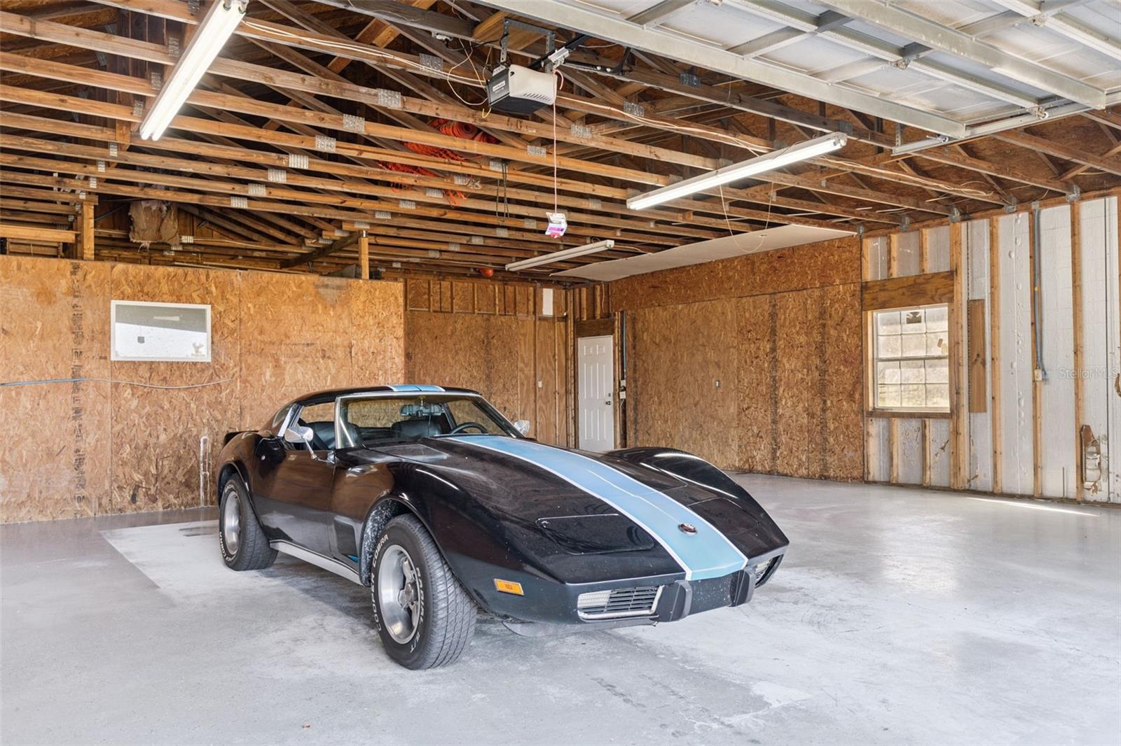 Image 42 of 72 For 4432 Marion County Road