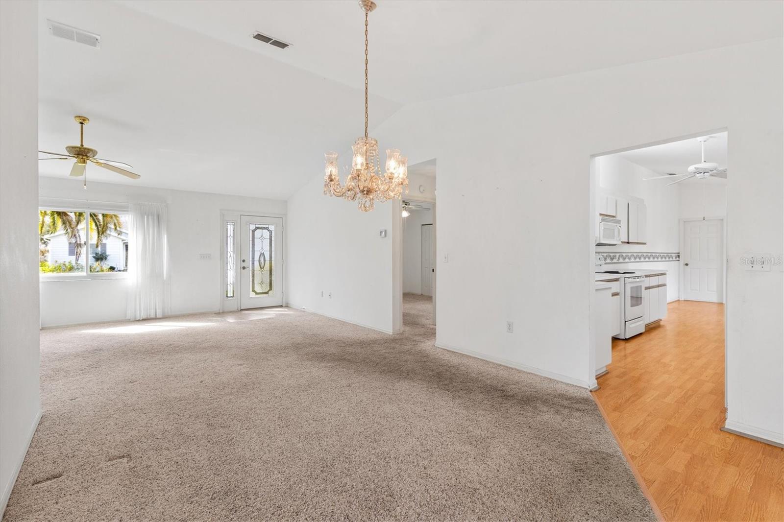 Image 2 of 40 For 13727 87th Avenue