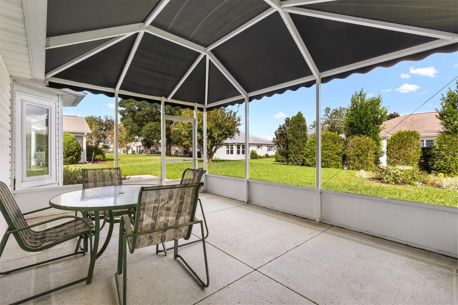 Image 8 of 40 For 13727 87th Avenue