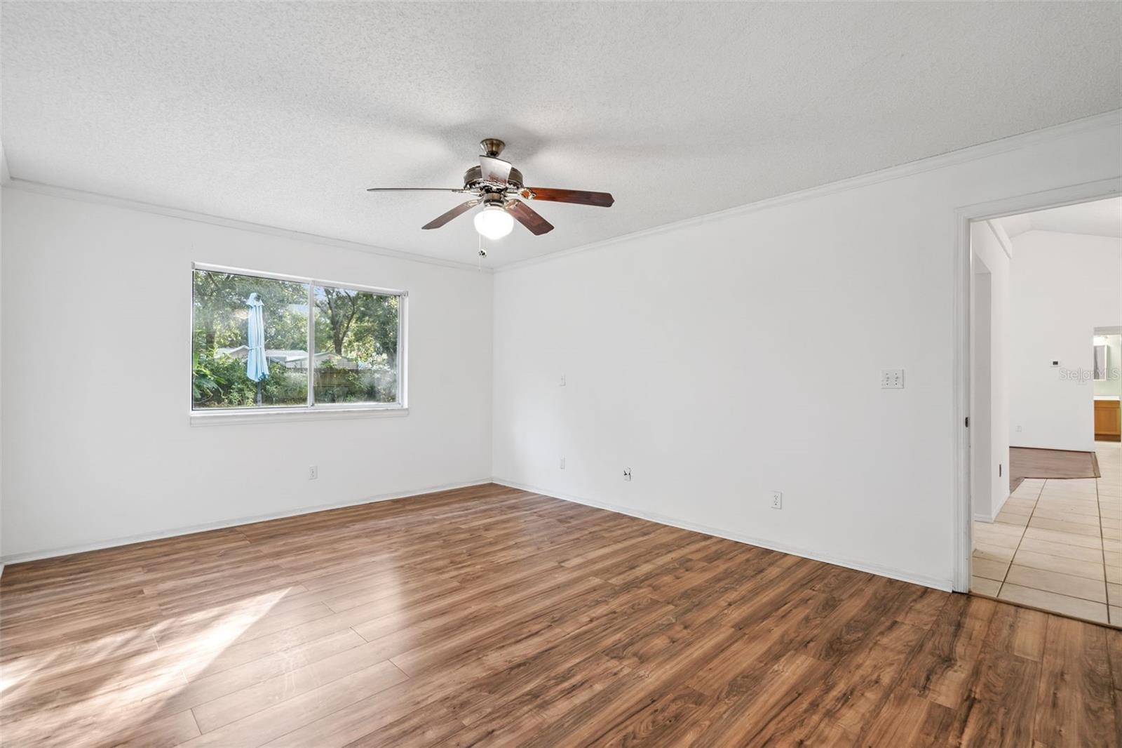 Image 22 of 56 For 2640 Waterview Drive