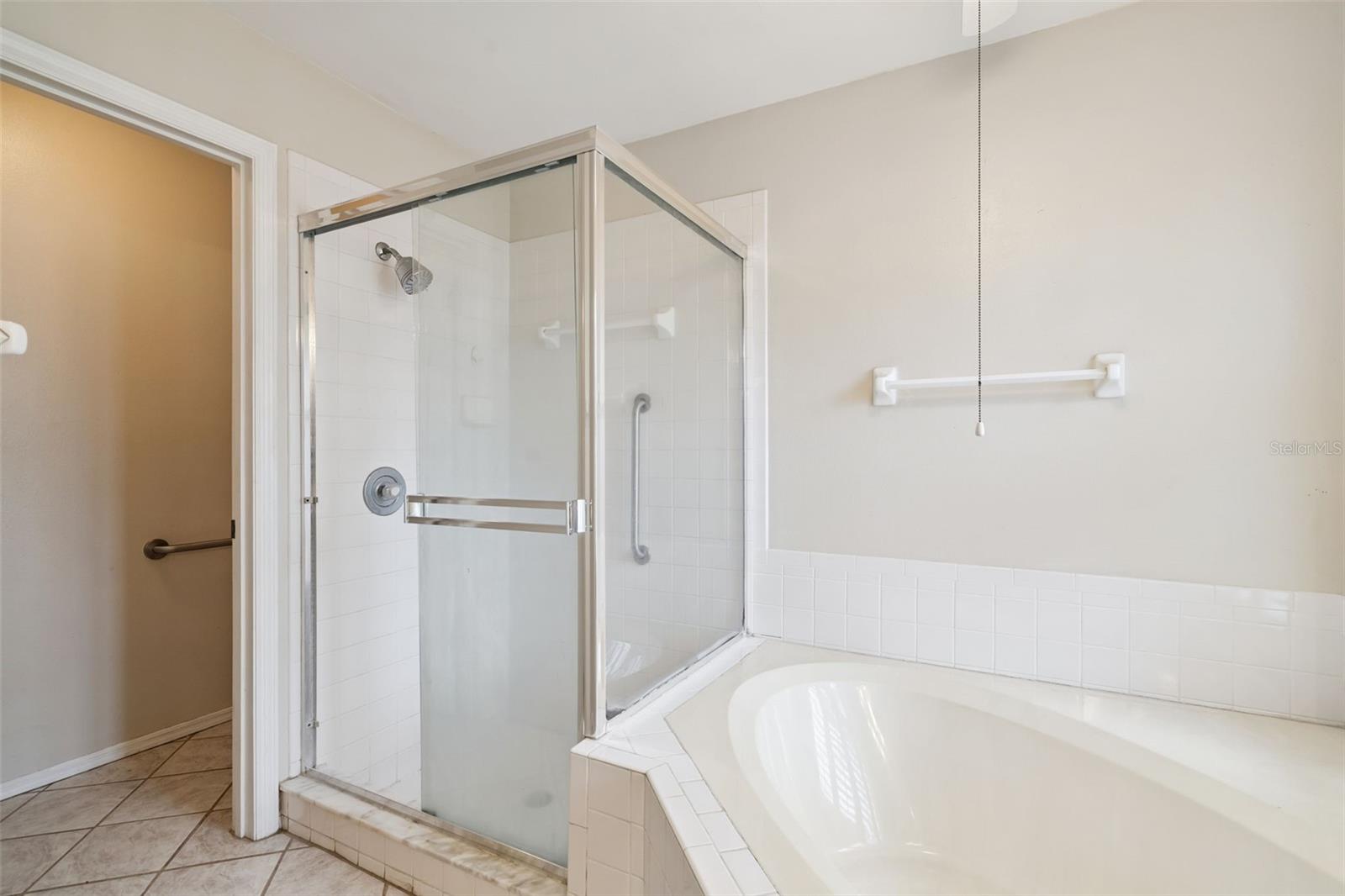 Image 25 of 56 For 2640 Waterview Drive