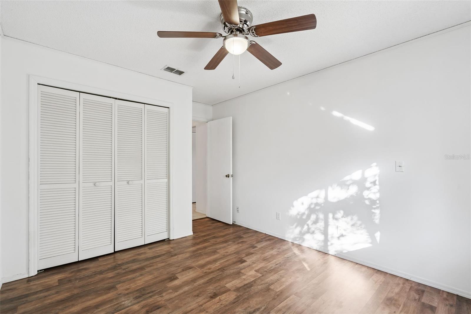 Image 28 of 56 For 2640 Waterview Drive