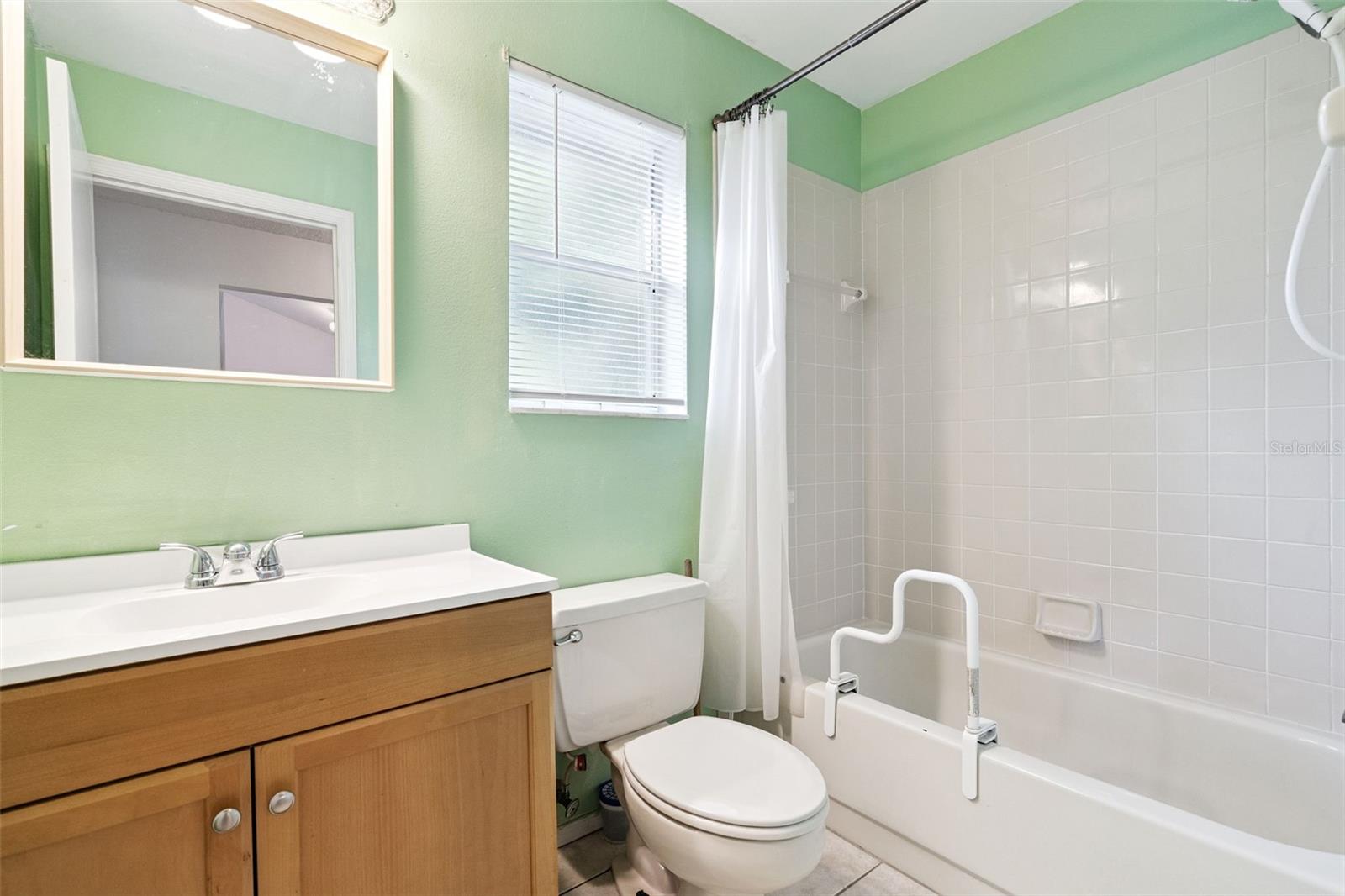 Image 30 of 56 For 2640 Waterview Drive