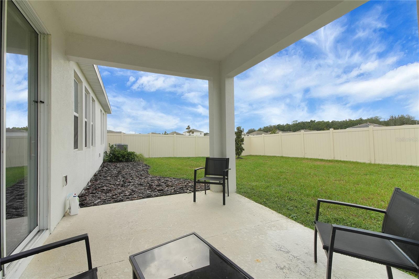 Image 12 of 49 For 9392 Revere Avenue