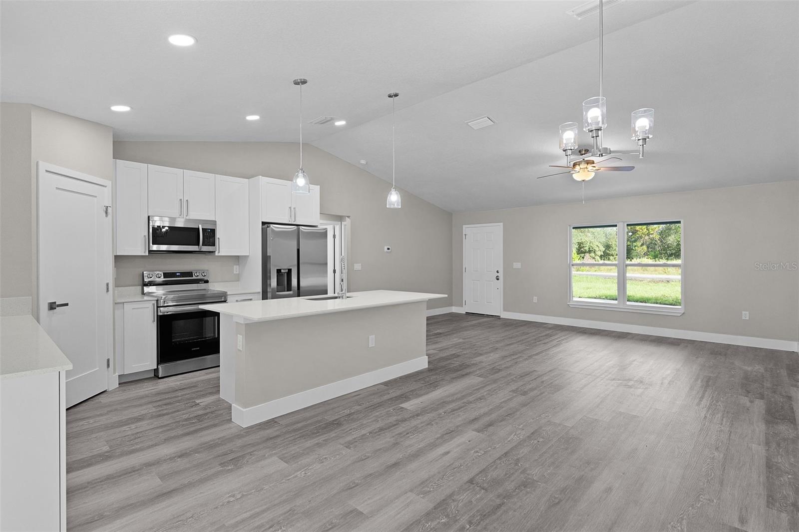 Image 13 of 36 For 18 Fisher Terrace Way