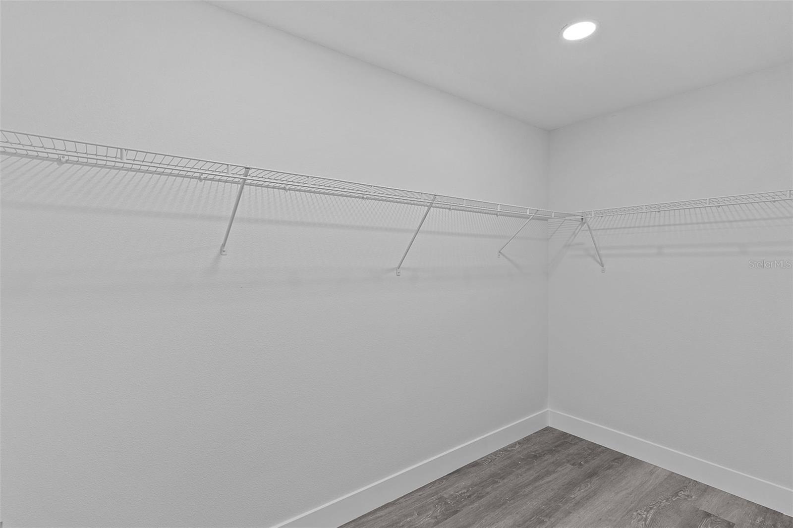 Image 27 of 36 For 18 Fisher Terrace Way