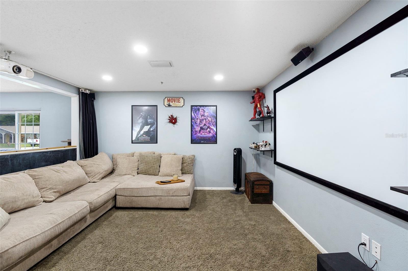 Image 15 of 33 For 408 Century Avenue