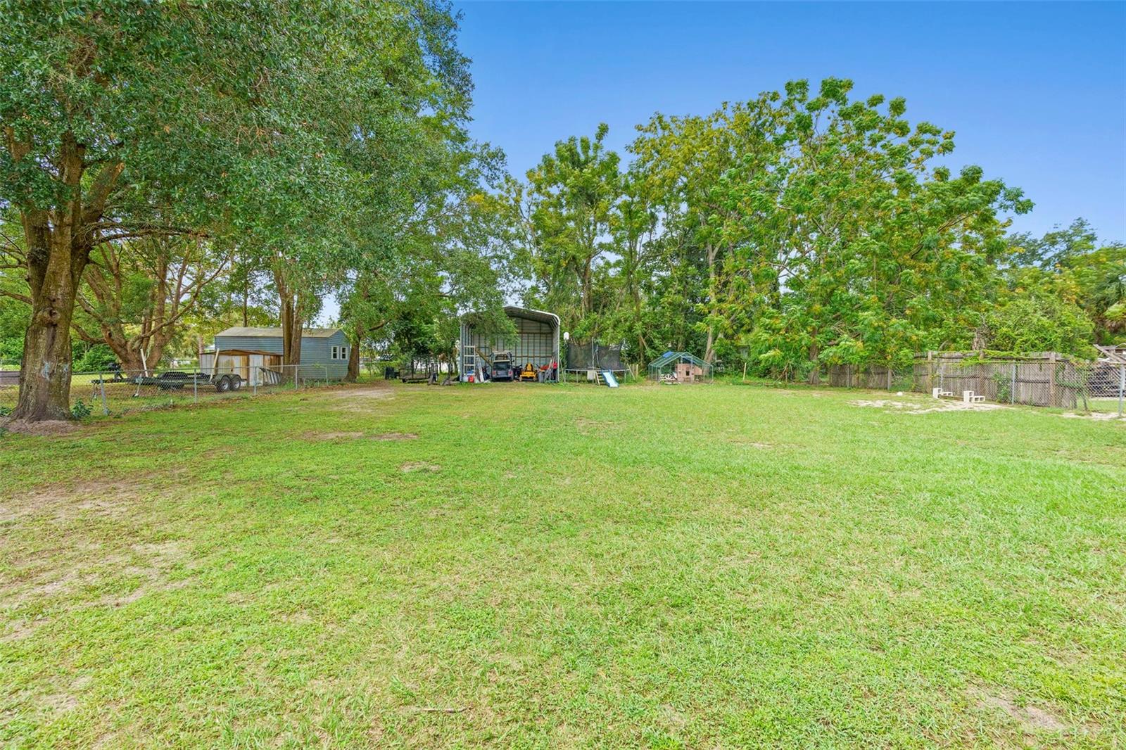 Image 28 of 33 For 408 Century Avenue