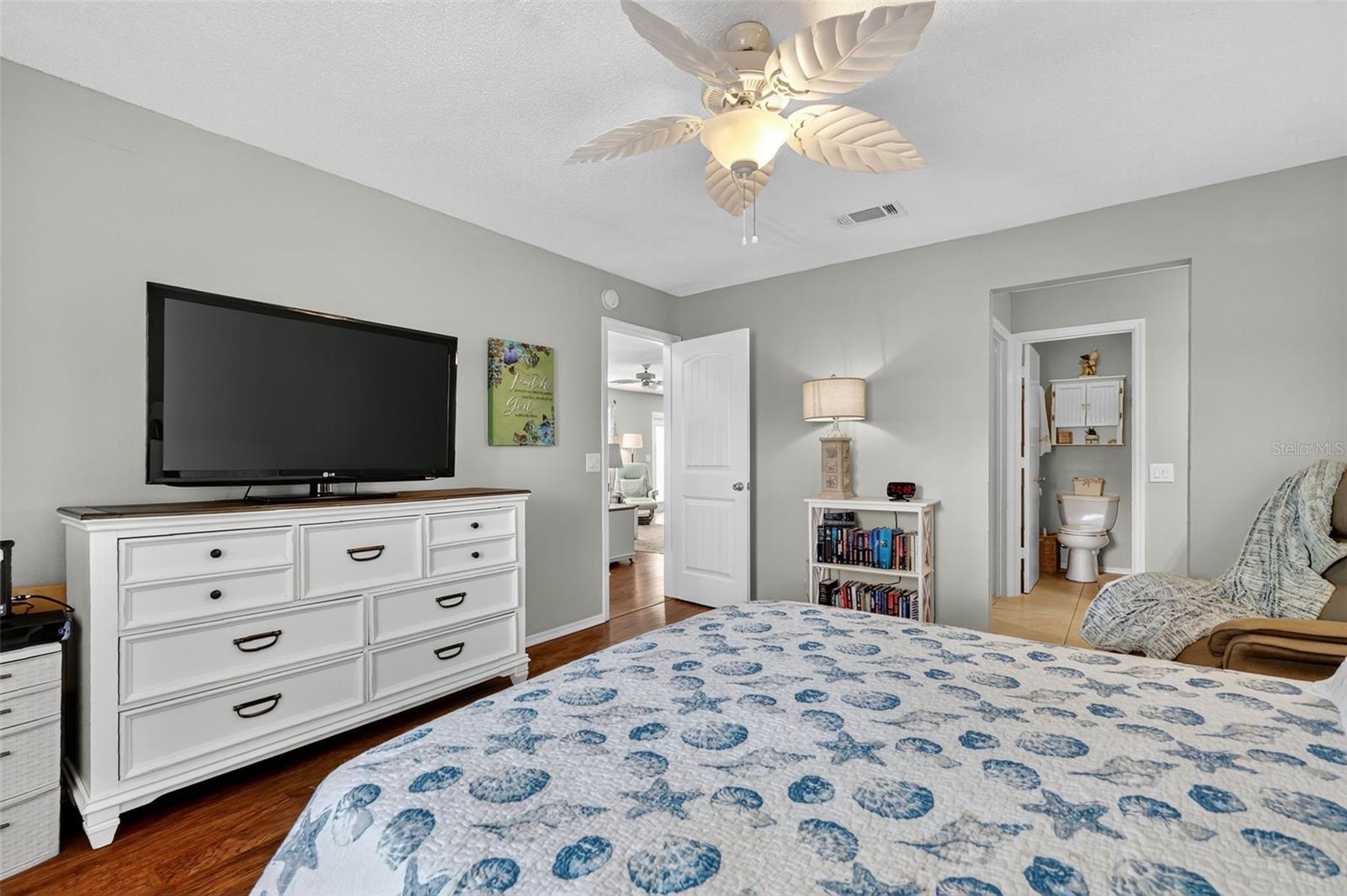Image 18 of 26 For 2107 Escobar Avenue
