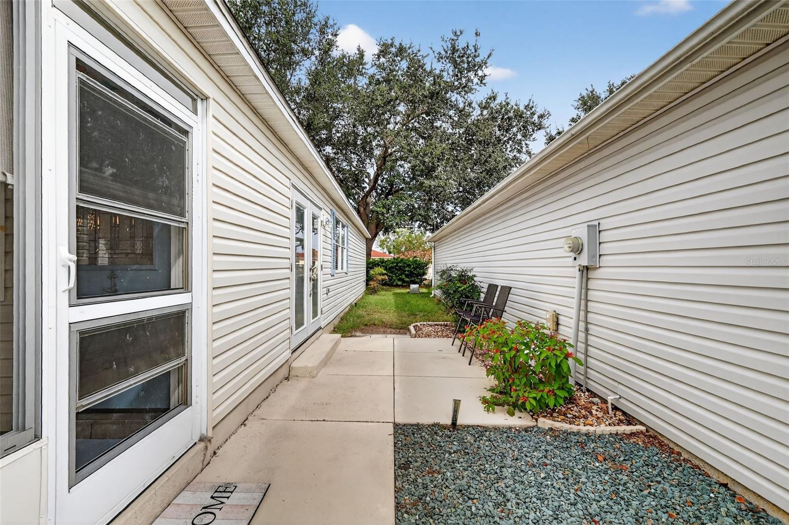 Image 21 of 26 For 2107 Escobar Avenue