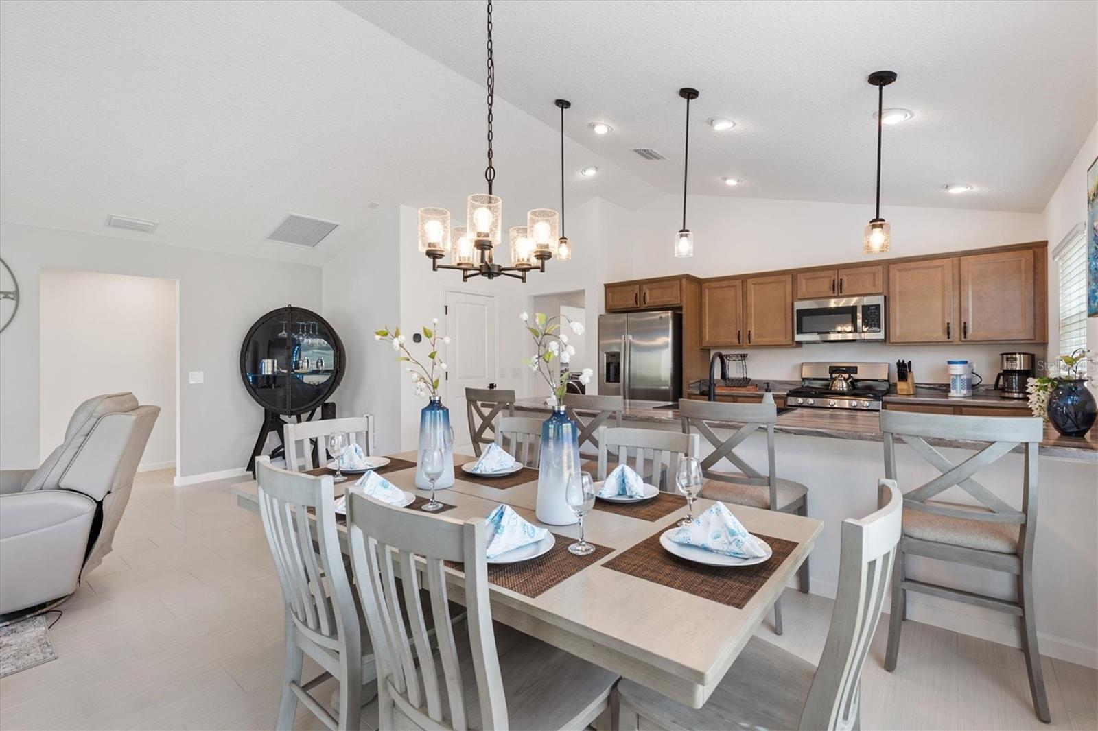 Image 12 of 40 For 4156 Nadira Court