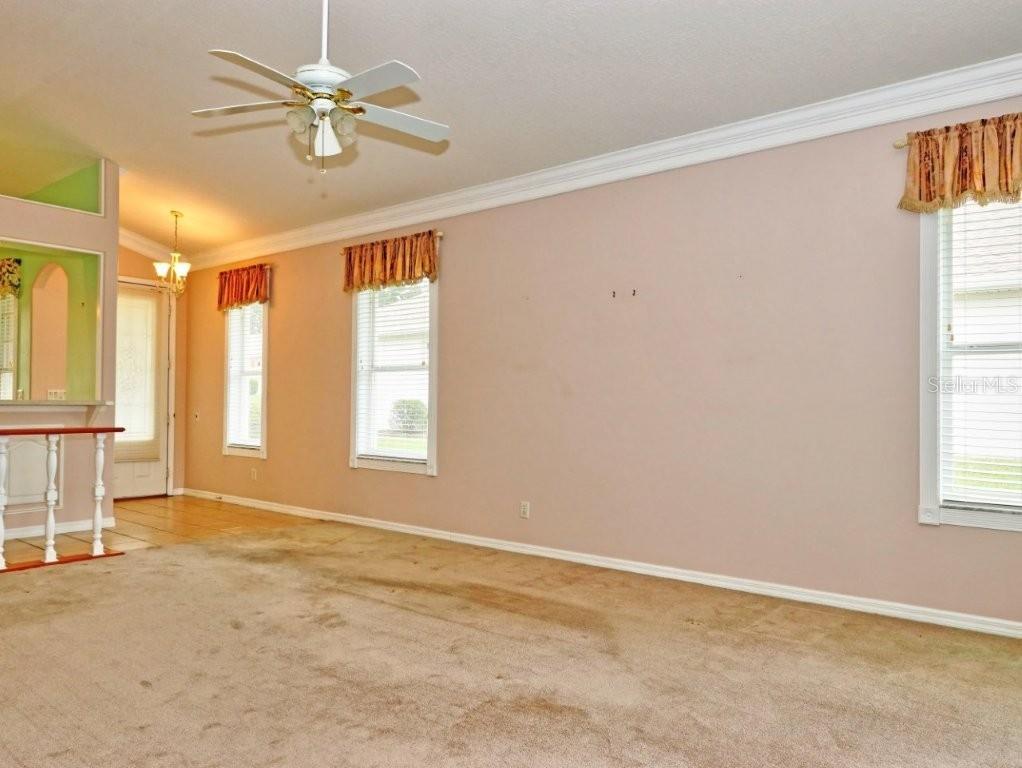 Image 11 of 33 For 4854 Glen Coe Street