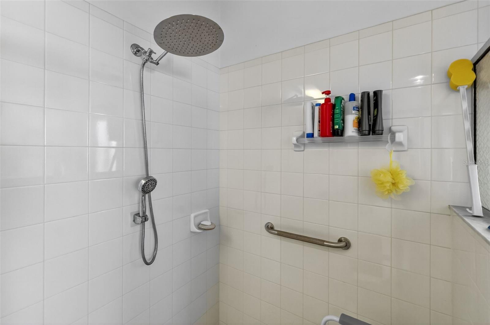 Image 25 of 66 For 4528 Glen Coe Street