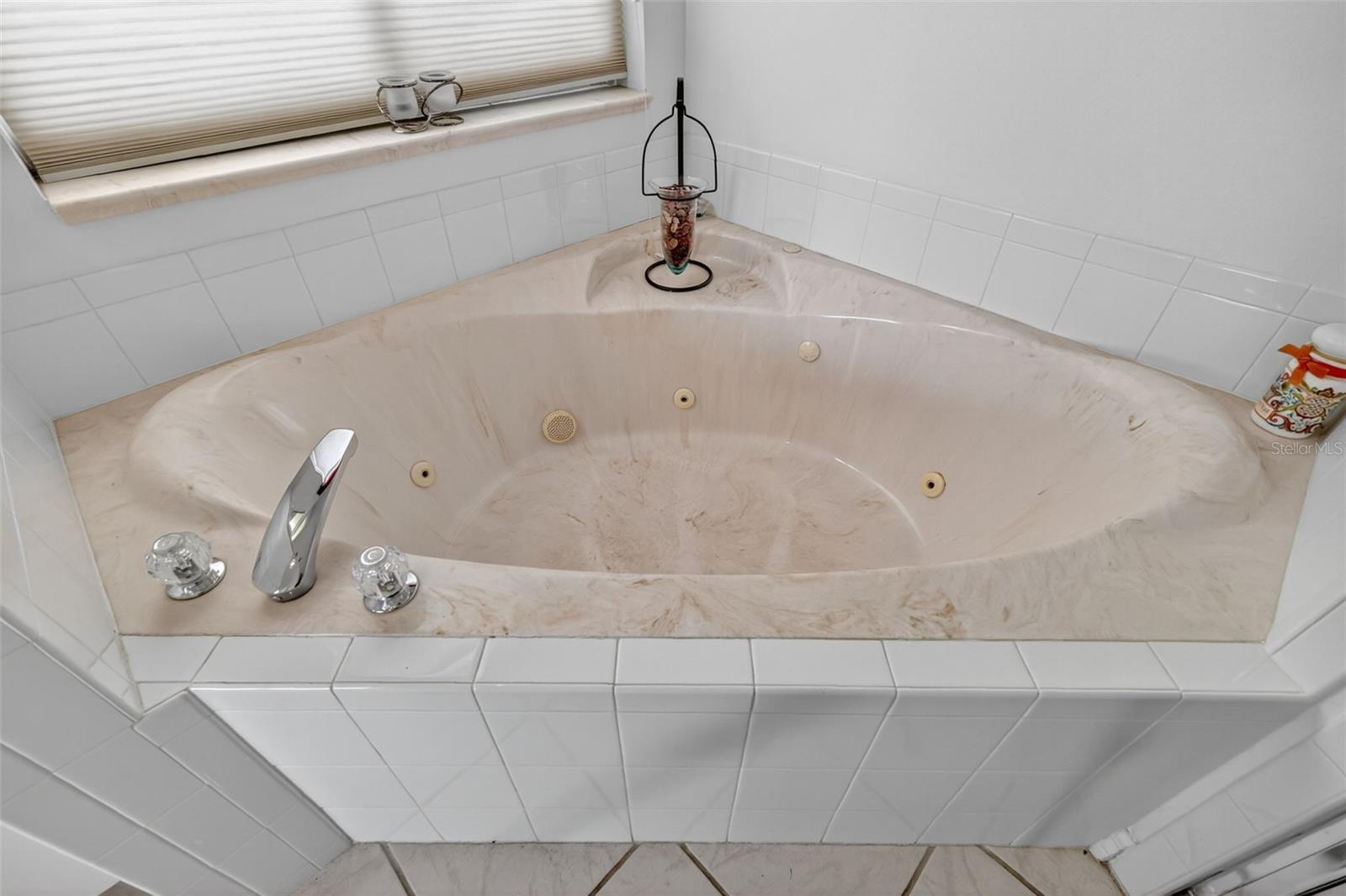 Image 27 of 66 For 4528 Glen Coe Street